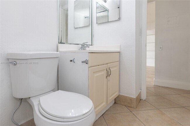 Building Photo - 4415 Treehouse Ln