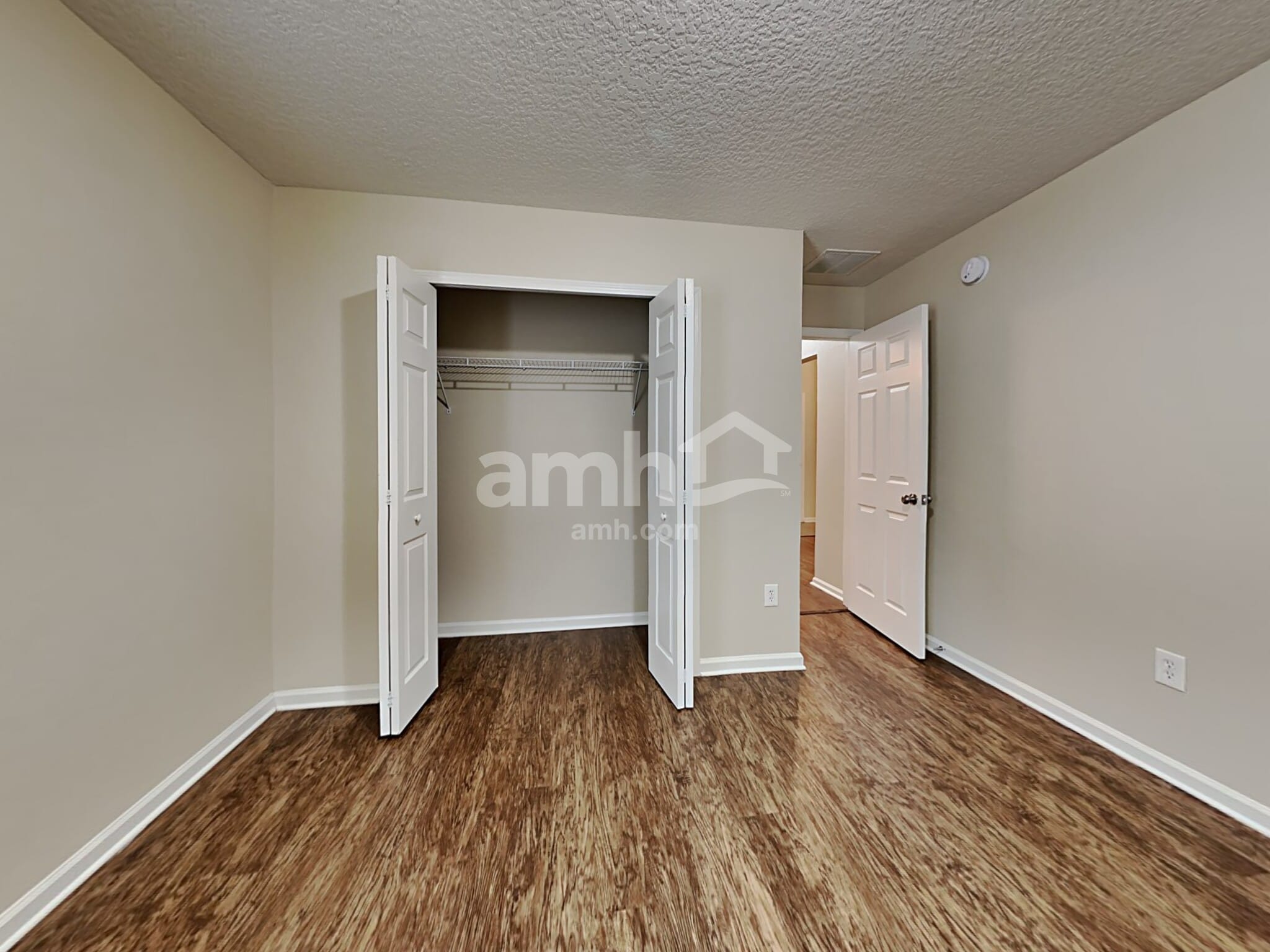 Building Photo - 160 Old Hickory Forest Rd