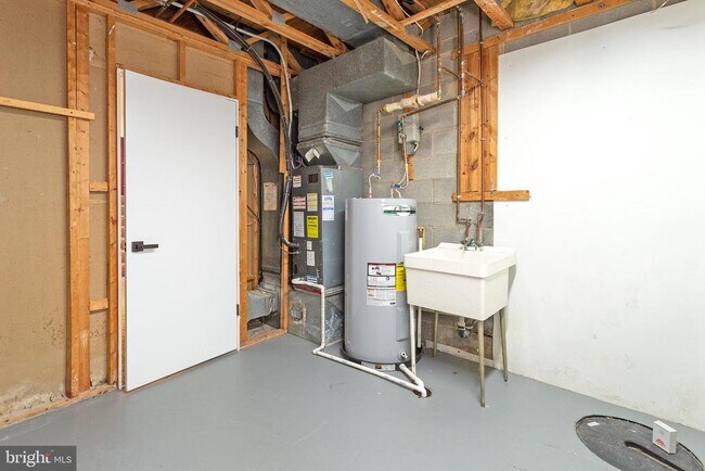 Building Photo - 12313 Cinnamon St