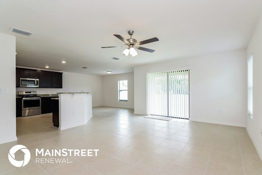 Building Photo - 8512 Silverbell Loop