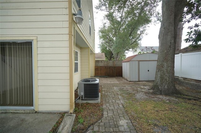 Building Photo - 7605 Glades Ct