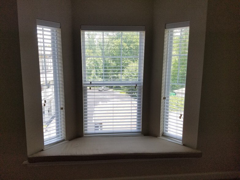 Building Photo - 2756 Mcknight Crossing Ct