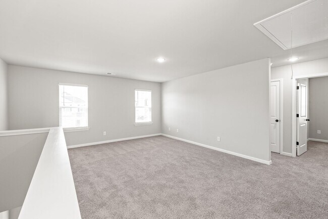 Building Photo - Modern Living in Stoneygreen | Open Concept + Loft + Private Backyard