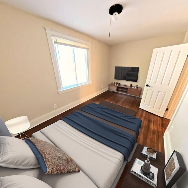 Building Photo - 308-310-310 Crosman Terrace