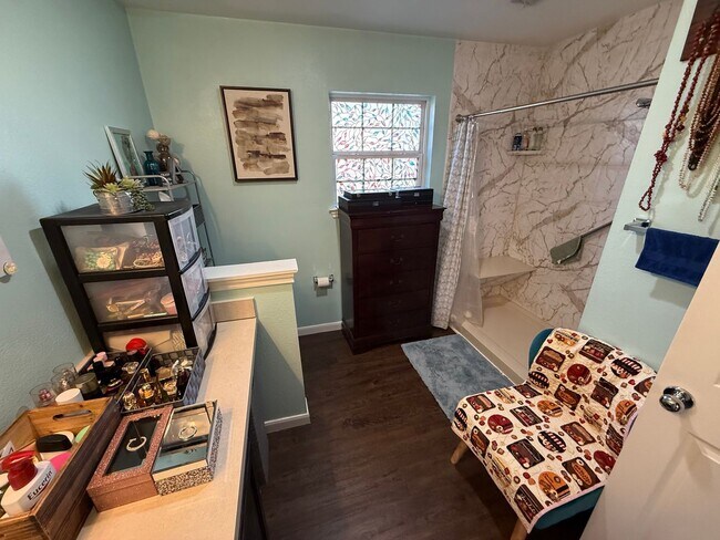 Building Photo - 2727 Choice St