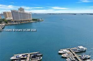 Building Photo - 905 Brickell Bay Dr