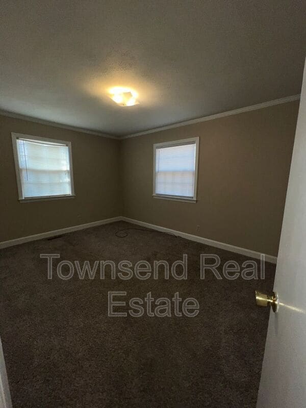 Building Photo - 3111 Morganton Rd