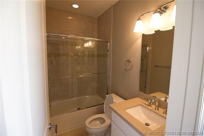 Building Photo - 7445 NW 109th Way
