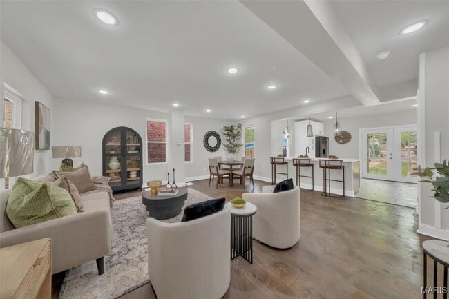 Building Photo - 6815 Wise Ave