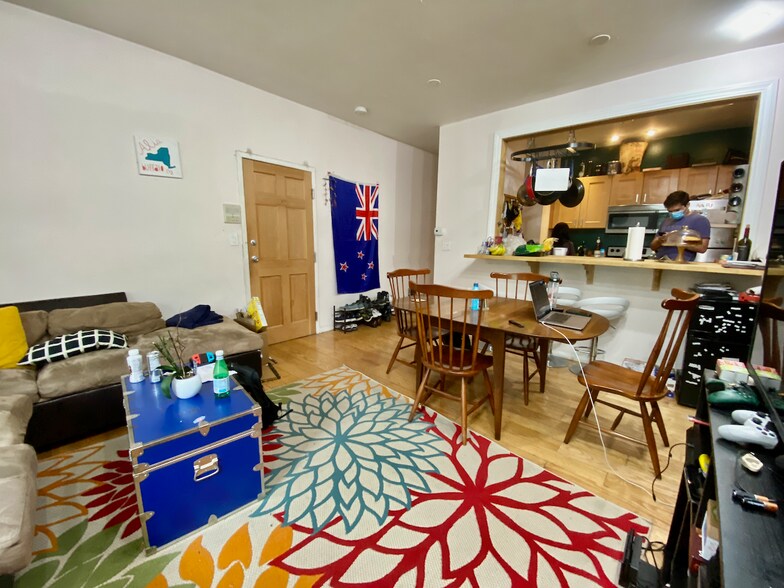 Building Photo - 204 Northampton St