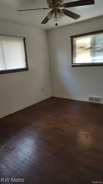 Building Photo - 8272 Outer Dr E