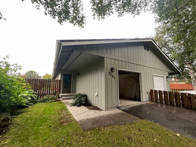 Building Photo - 3481 E 20th Ave