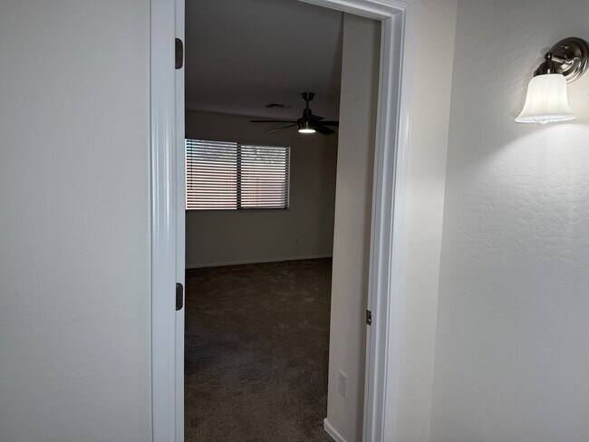 Building Photo - 3922 N Creosote Ct