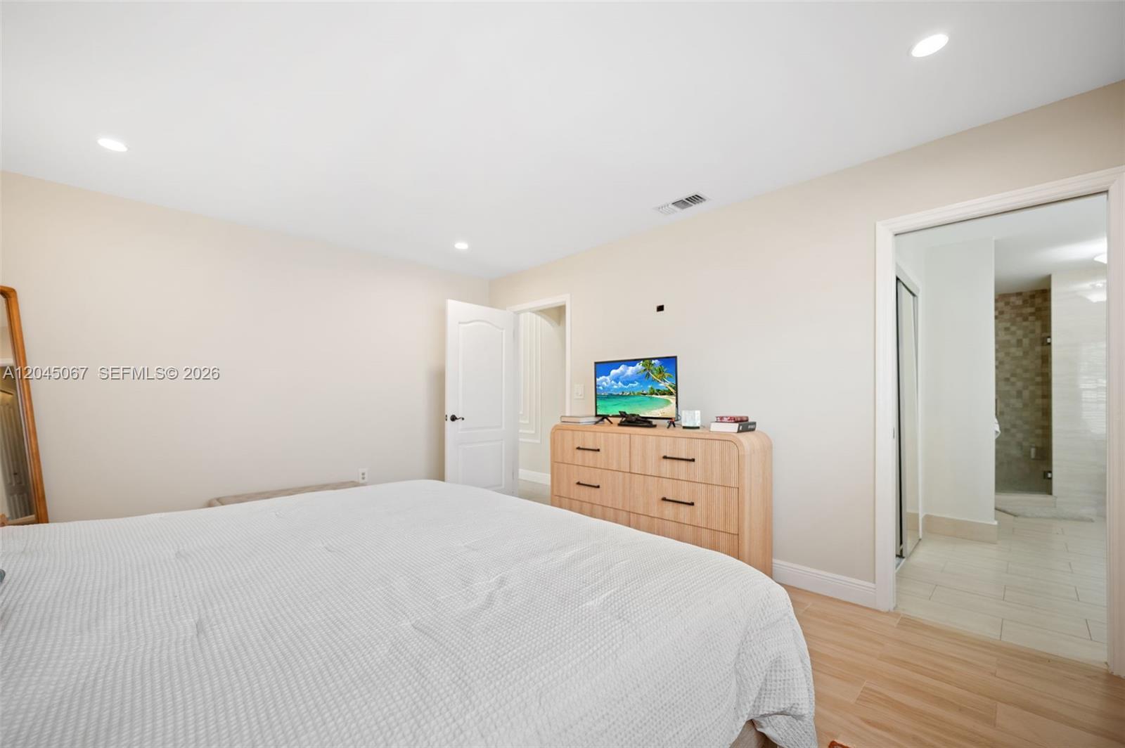 Building Photo - 982 NW 133rd Ct