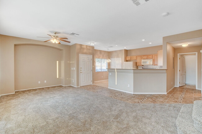 Building Photo - 6733 Lookout Lodge Ln