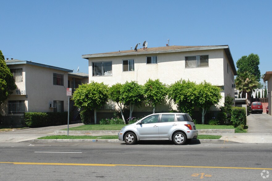 Building Photo - 7107 Coldwater Canyon Ave