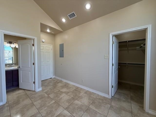 Building Photo - 710 Alta Vista Dr