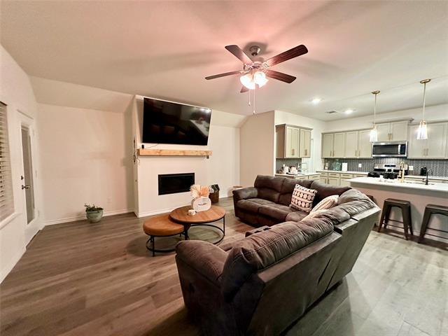 Building Photo - 6409 Bon Fire Dr