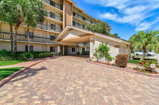 Building Photo - 1201 Seafarer Cir