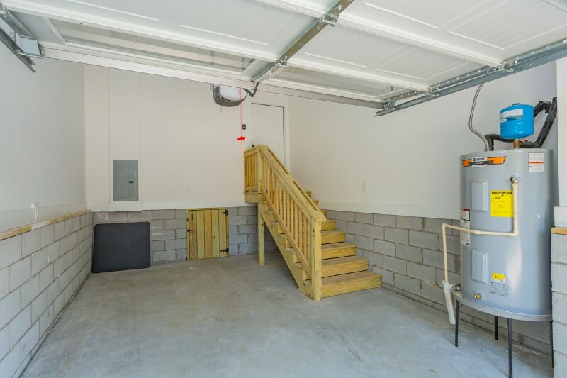 Building Photo - 716 29th Ave N