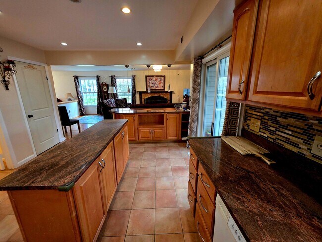 Building Photo - 8120 Paisley Pl