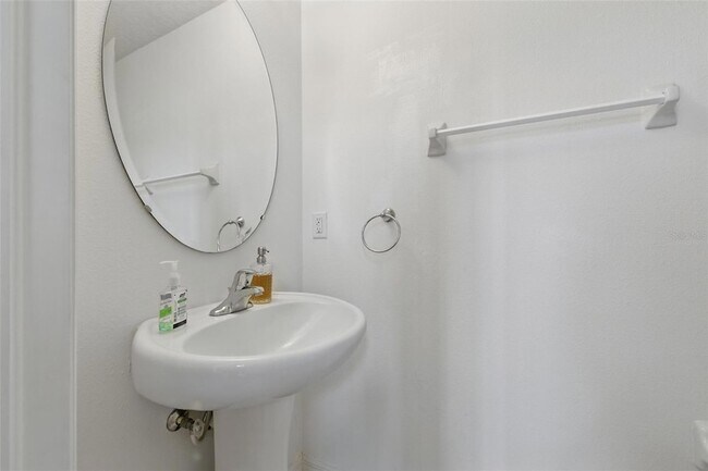 Building Photo - 11804 13th Way N