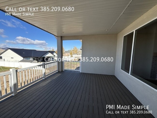 Building Photo - 1215 N 400 E