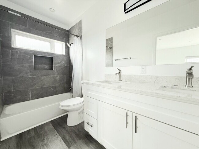 Building Photo - 1258 Leighton Ave