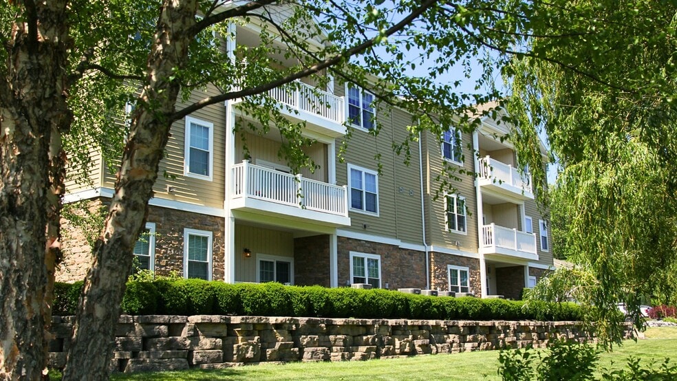 Building Photo - 20 Pequea Manor Dr