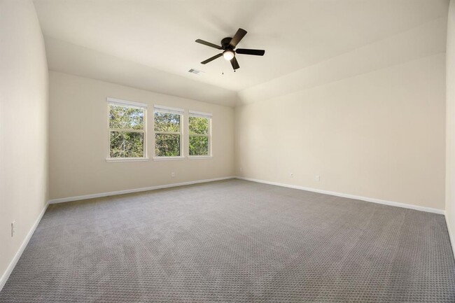 Building Photo - 5822 Crawford Hill Ln