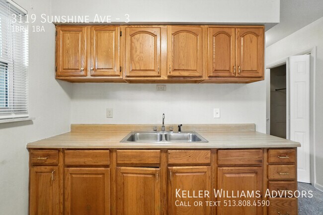 Building Photo - 3119 Sunshine Ave