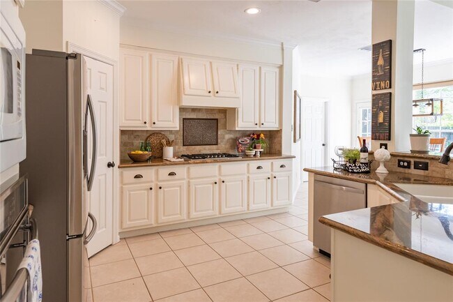 Building Photo - 43 N Greenvine Cir