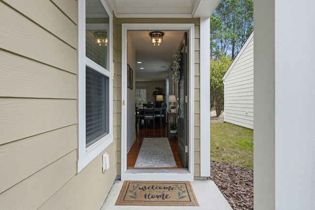 Building Photo - "Charming 2 Bed, 2 Bath Rental Home in Sun City, SC - Don't Miss Out!"
