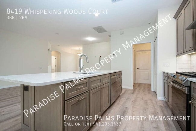 Building Photo - 8419 Whispering Woods Ct