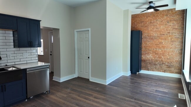 Building Photo - Brand-New 3BR/2BA Near Downtown & UC in OTR | Stylish Finishes, In-Unit Laundry, Gated Entry