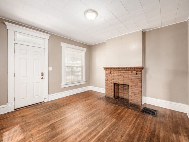 Building Photo - 89 E Patterson Ave