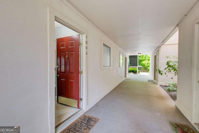 Building Photo - 1603 Huntingdon Chase