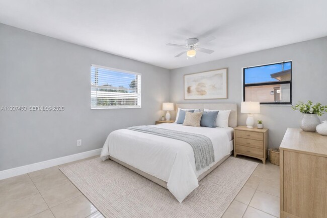 Building Photo - 1820 NW 35th Terrace