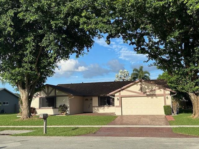 Primary Photo - 720 SW 158th Ln