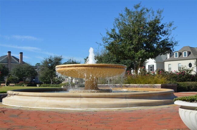 Building Photo - 15 E Breezy Way