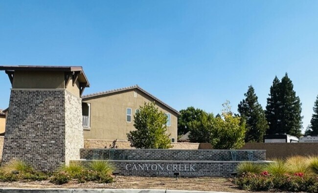 Building Photo - $2,295 Fowler & Belmont, 3 Bed - E. Peruna Way, Fresno - Gated Community & Pool