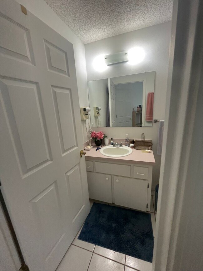 Building Photo - Charming 2BR/2BA Home in Ocala Palms – Golf Course Community Living!