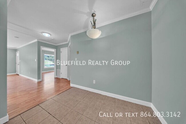 Building Photo - 503 Ridgeville Church Rd