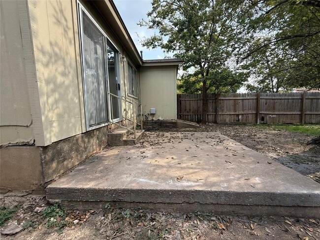Building Photo - 10440 Doc Holliday Trail