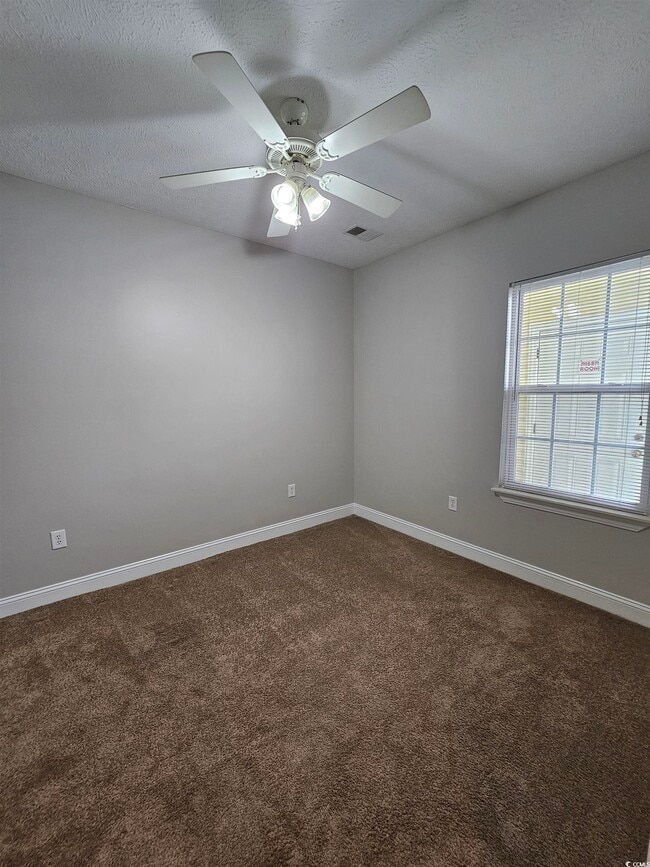 Building Photo - 106 Fountain Pointe Ln