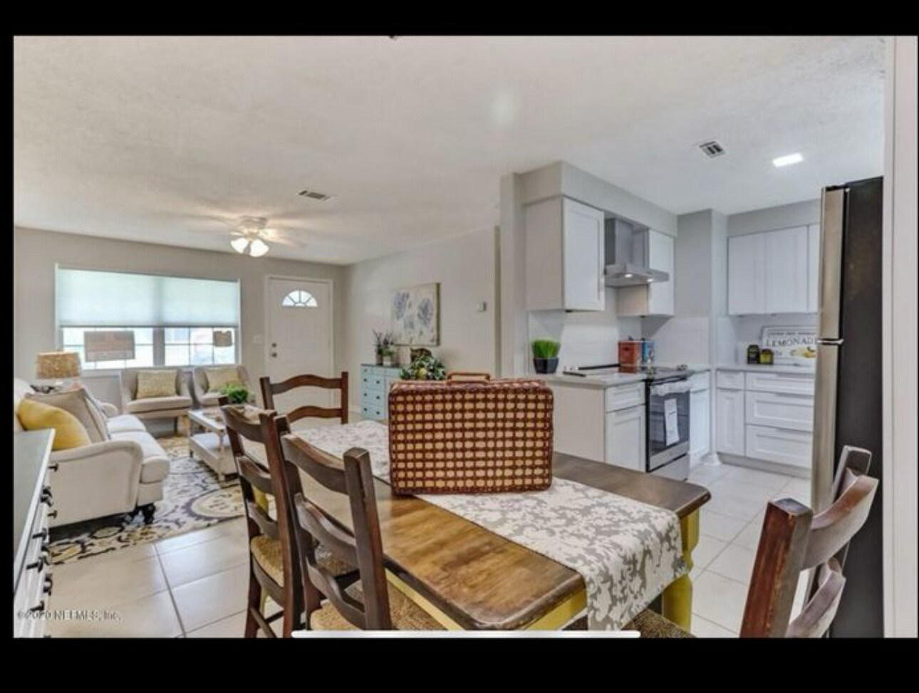 Building Photo - 4261 Key Largo Dr