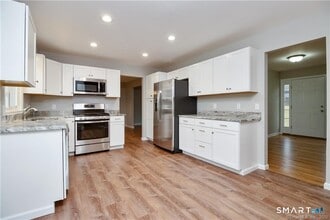 Building Photo - 2 Saddle Ridge Rd