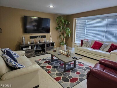 Building Photo - 4443 N Pacific Cir