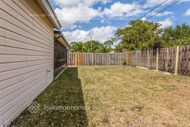 Building Photo - 7738 E Blairwood Cir