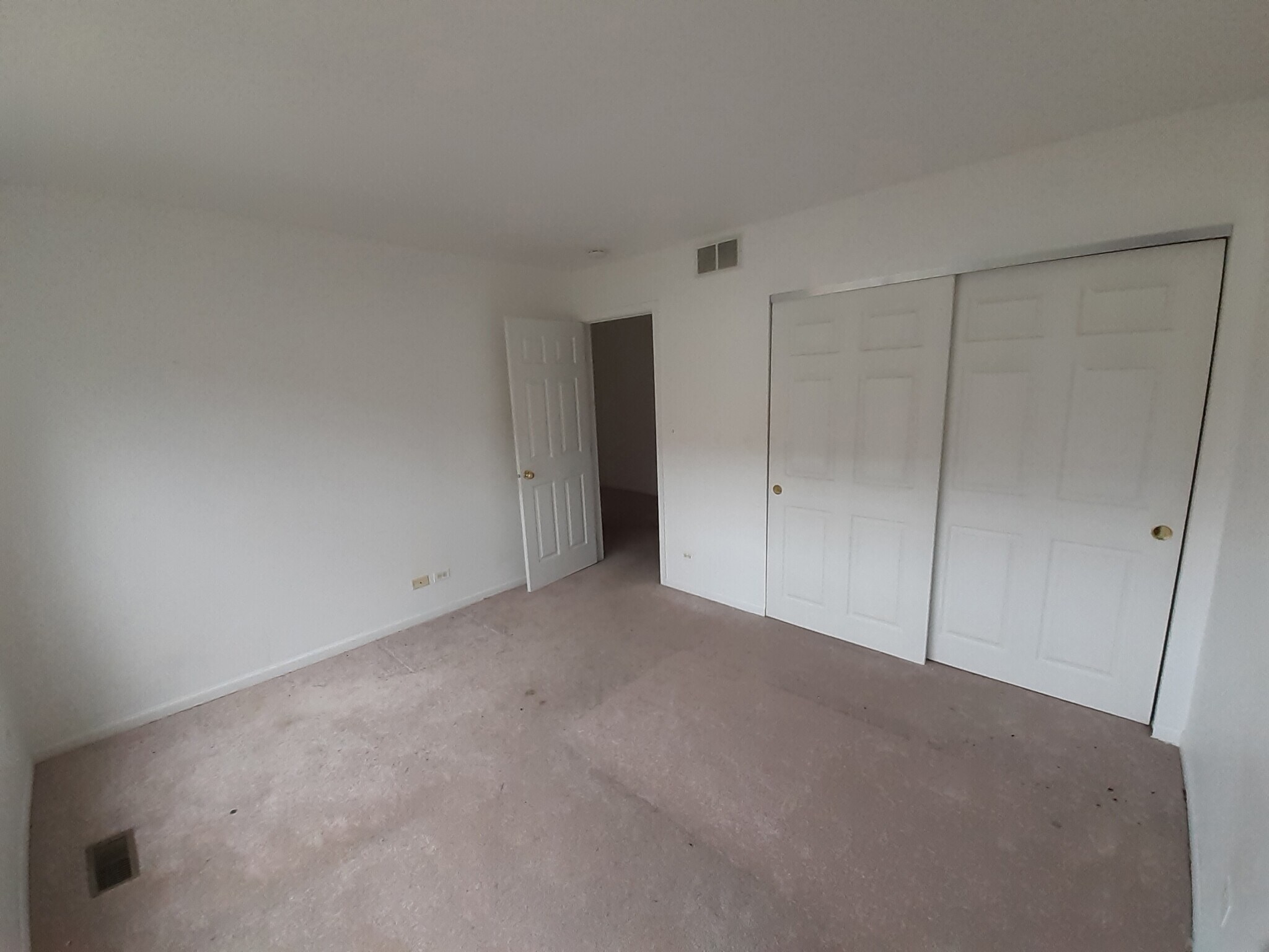 Building Photo - 11 E Illinois Ave